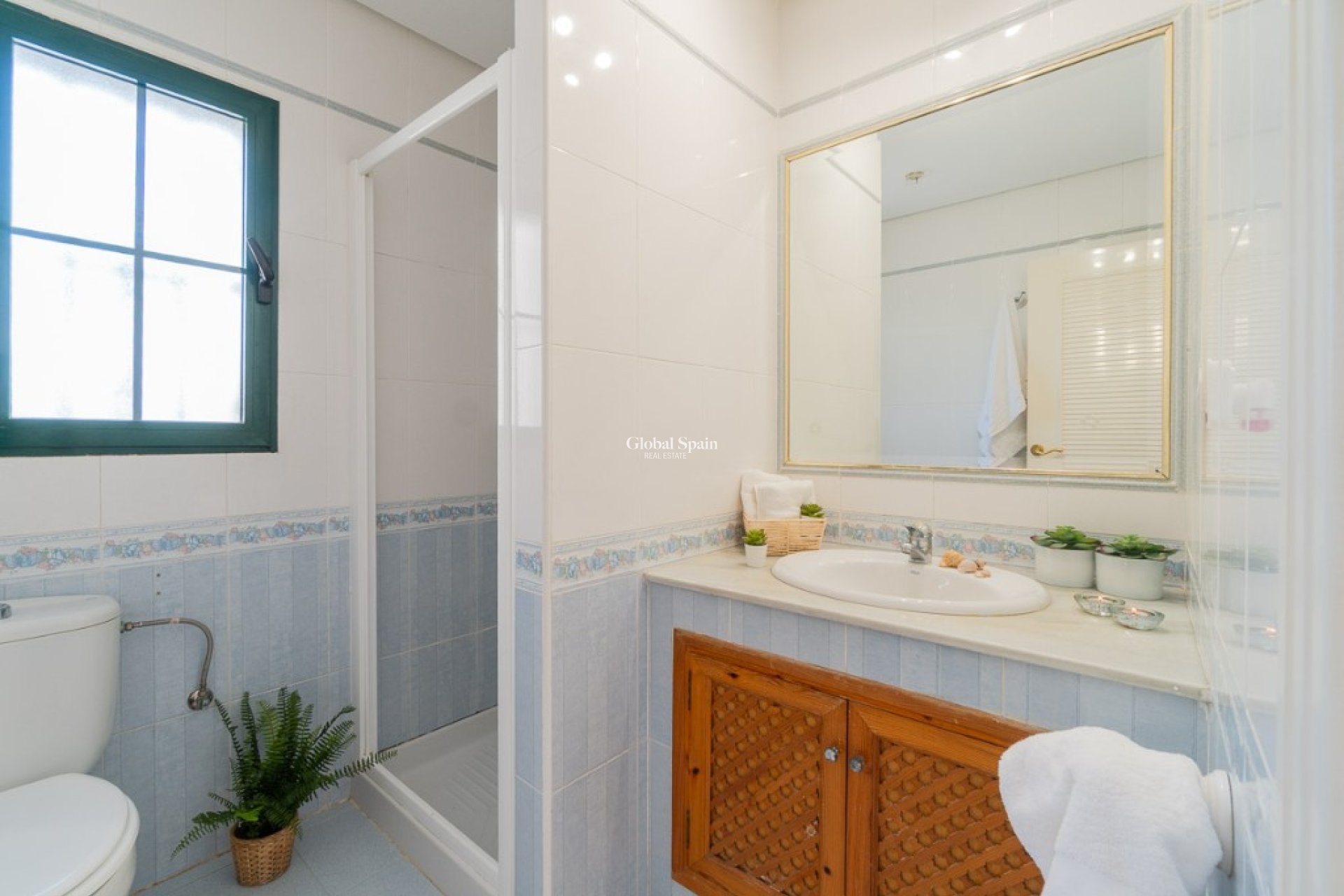 Revente - Villa -
ORIHUELA COSTA - VILLAMARTÍN