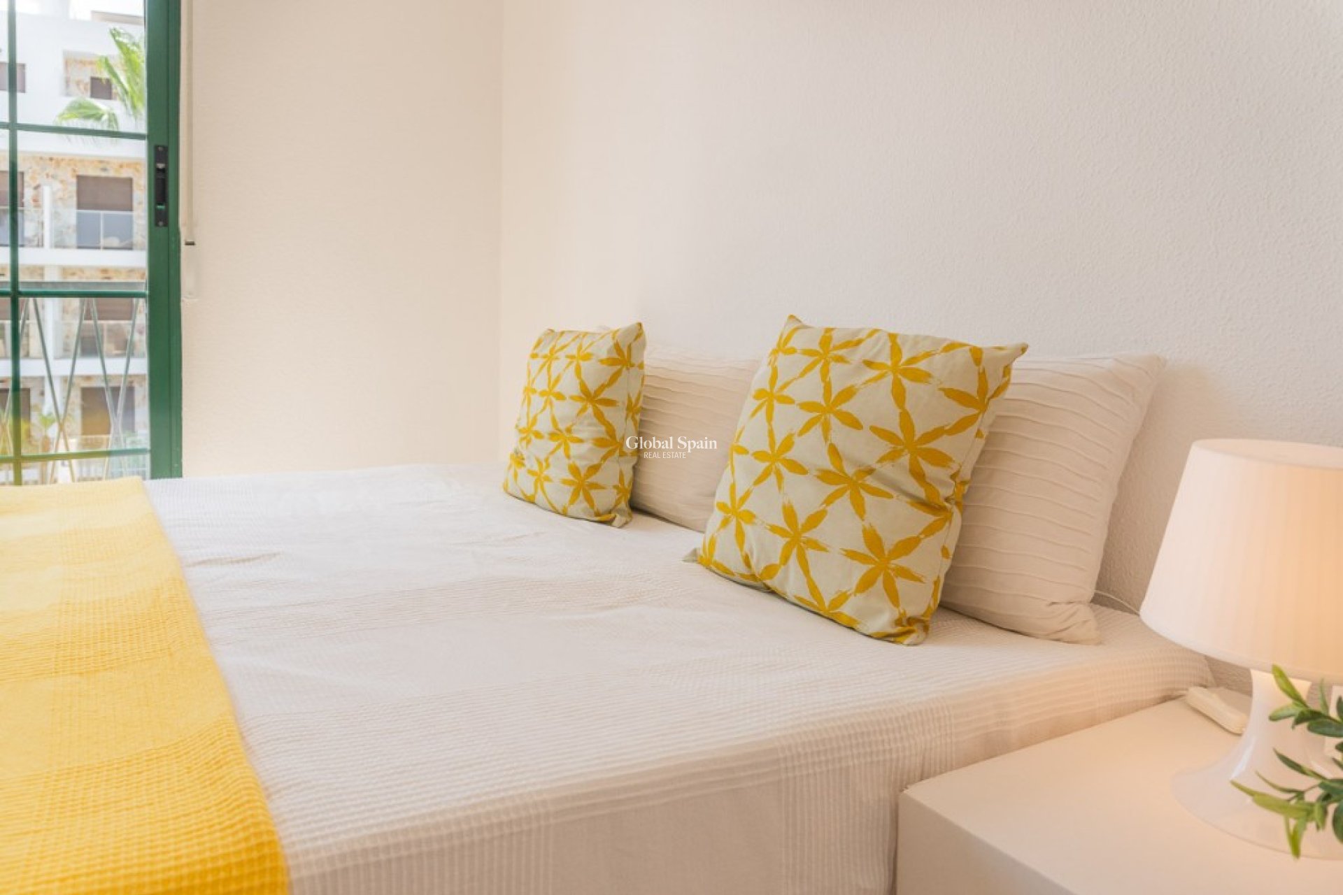 Revente - Villa -
ORIHUELA COSTA - VILLAMARTÍN