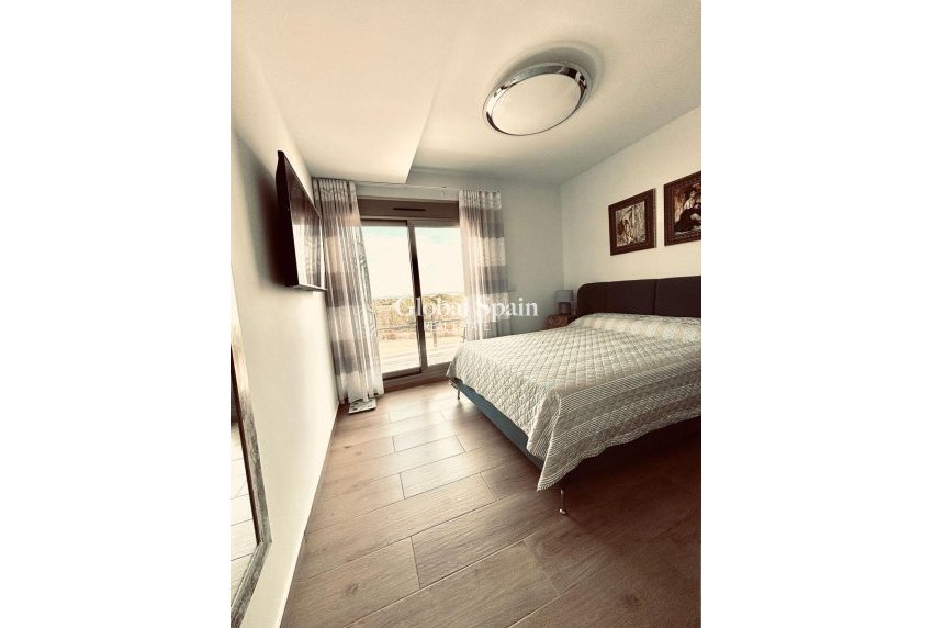 Revente - VILLA -
ORIHUELA COSTA - VILLAMARTÍN