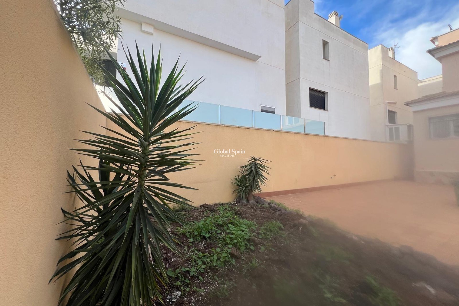 Revente - VILLA -
ORIHUELA COSTA - VILLAMARTÍN