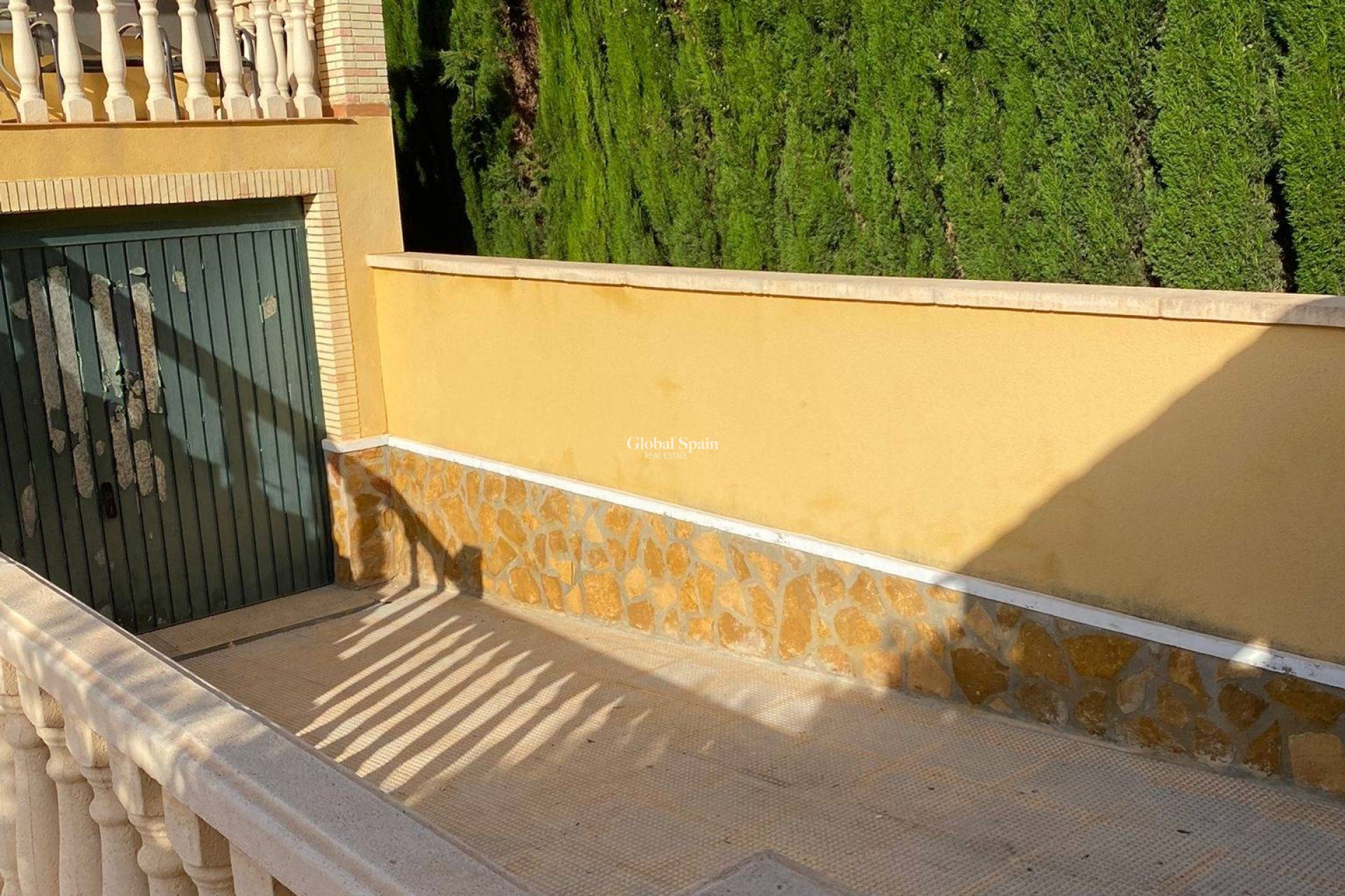 Revente - VILLA -
ORIHUELA COSTA - VILLAMARTÍN