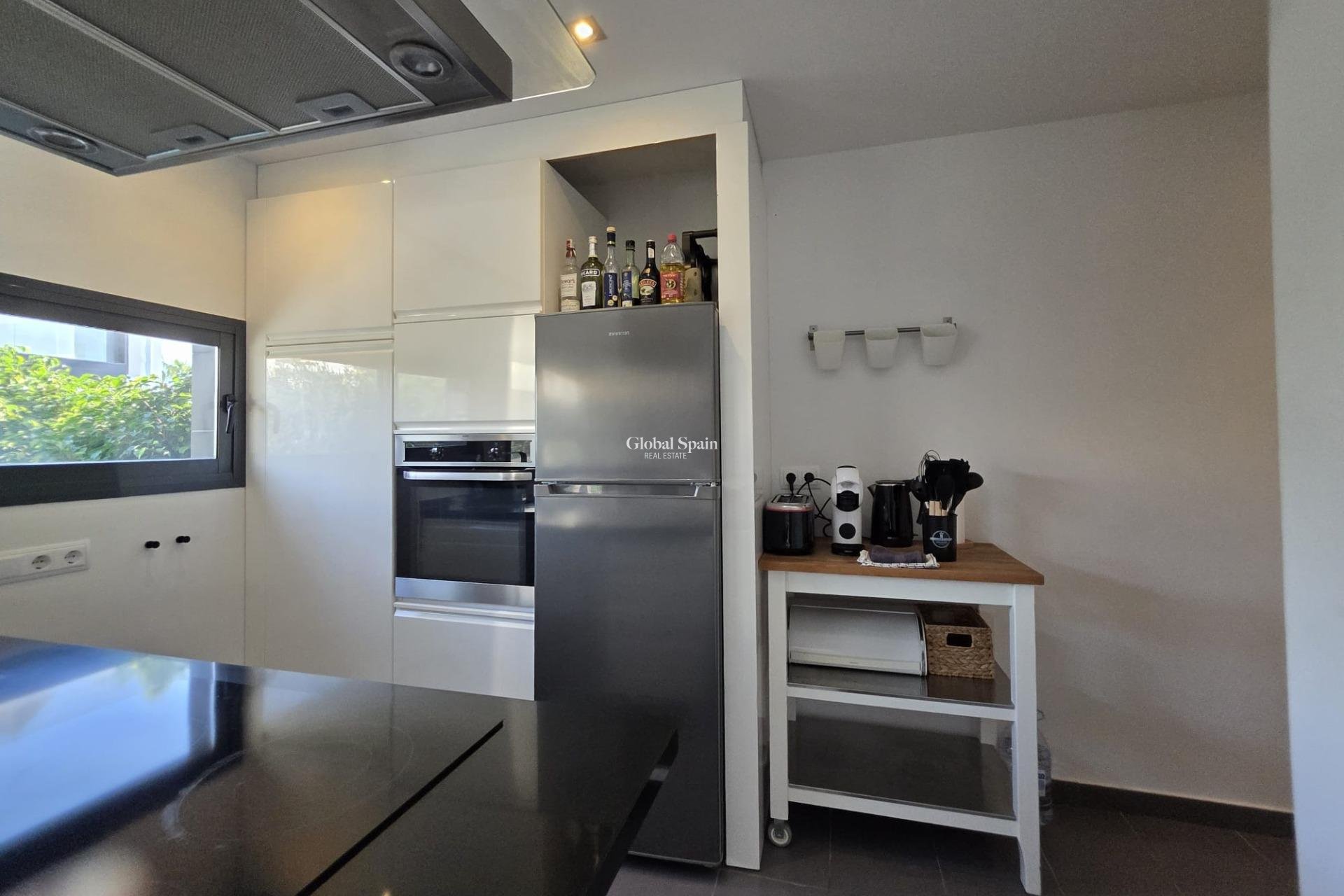 Revente - VILLA -
ORIHUELA COSTA - VILLAMARTÍN