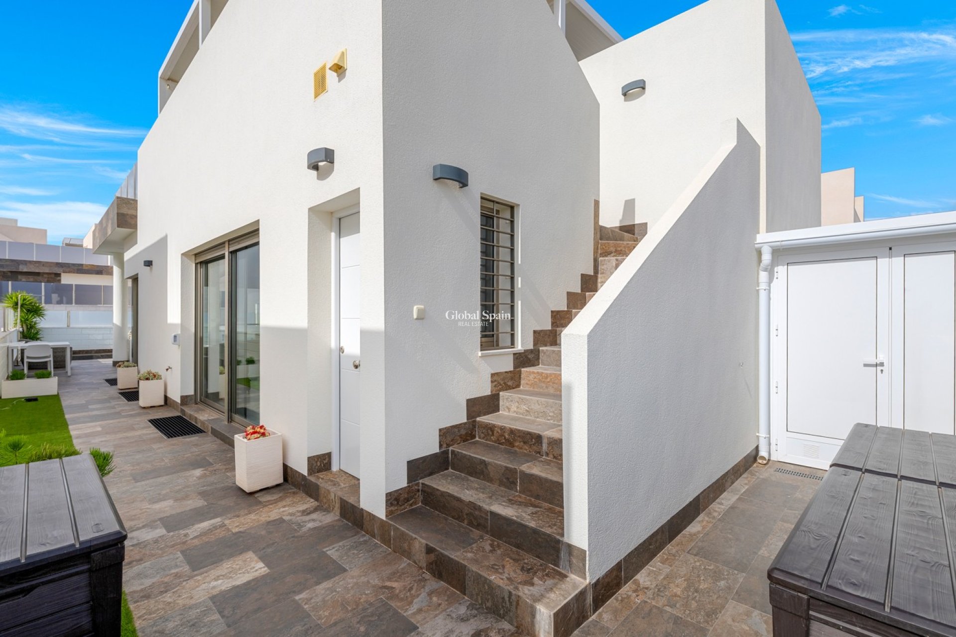 Revente - VILLA -
ORIHUELA COSTA - VILLAMARTÍN