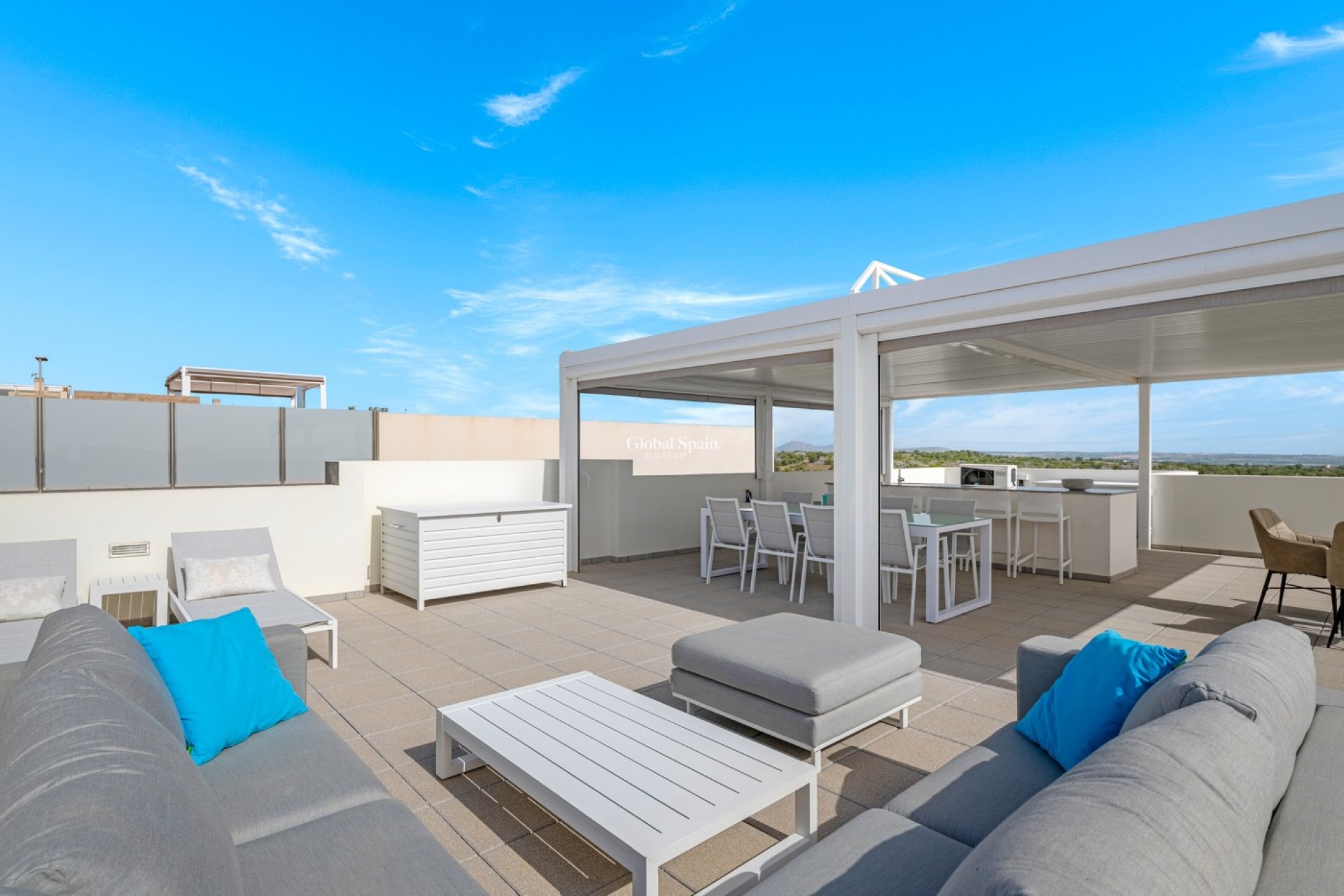 Revente - VILLA -
ORIHUELA COSTA - VILLAMARTÍN