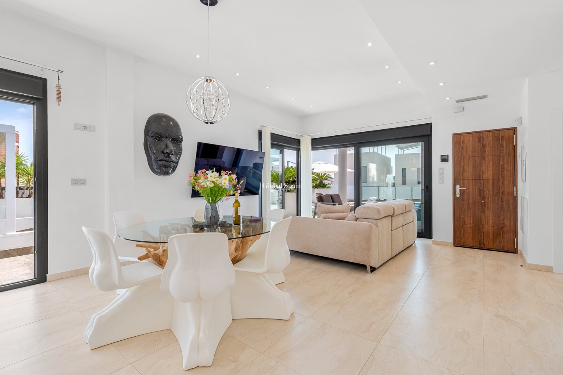 Revente - VILLA -
ORIHUELA COSTA - VILLAMARTÍN