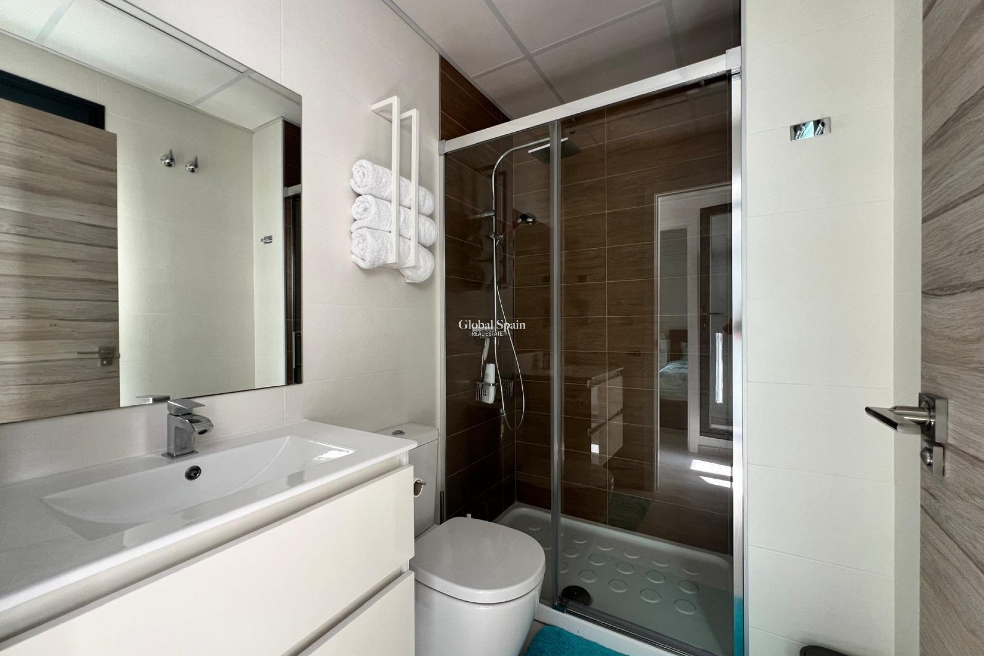 Revente - VILLA -
ORIHUELA COSTA - VILLAMARTÍN