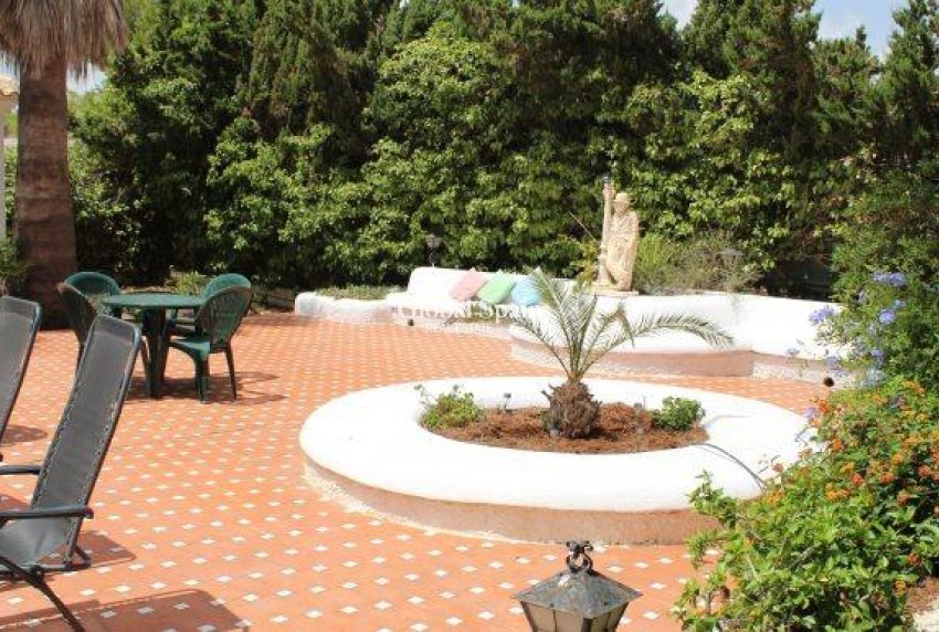 Revente - VILLA -
ORIHUELA COSTA - VILLAMARTÍN