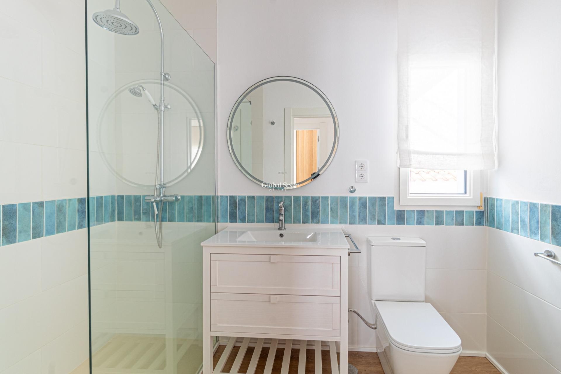 Revente - VILLA -
ORIHUELA COSTA - VILLAMARTÍN