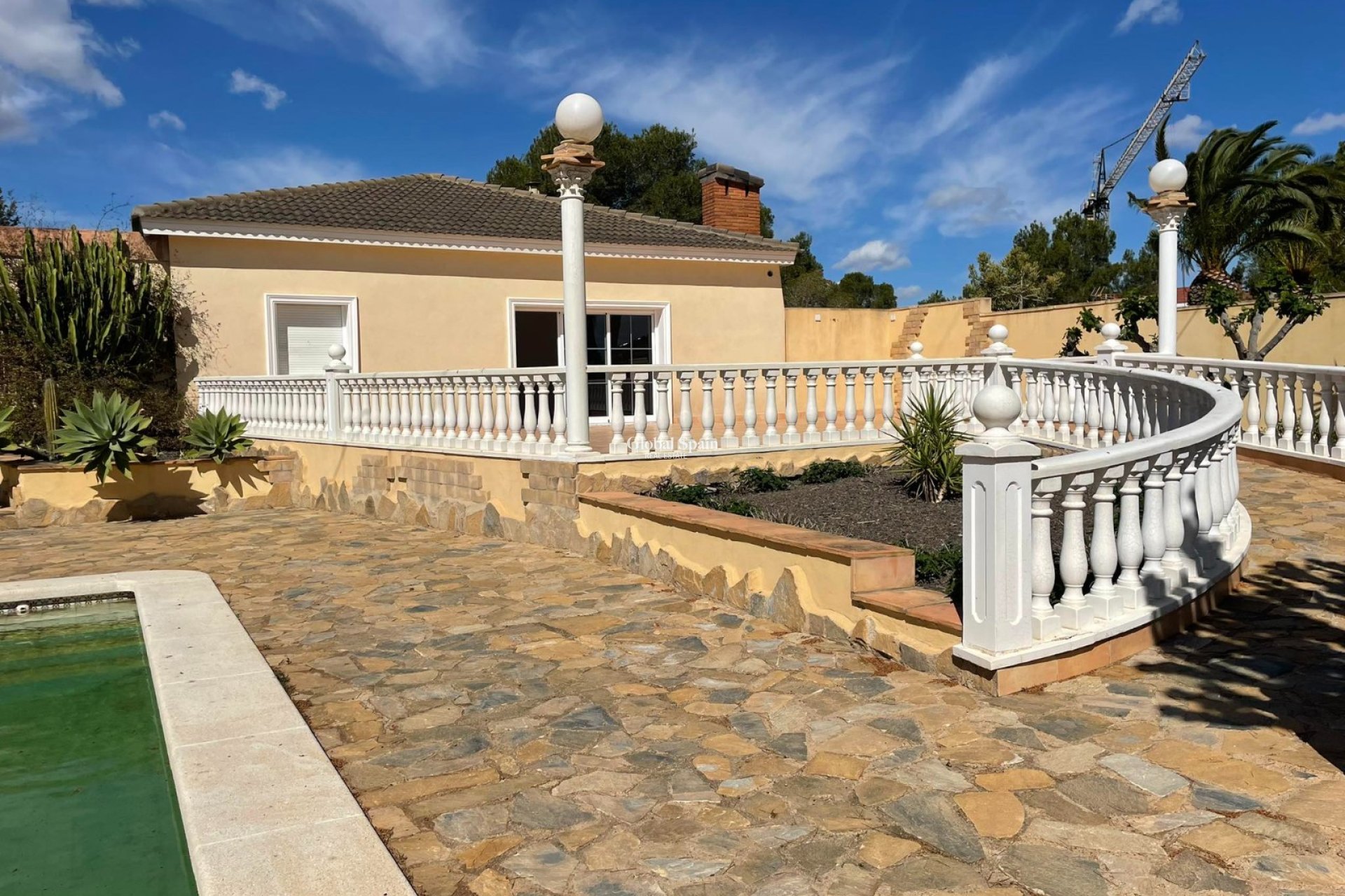 Revente - Villa -
ORIHUELA COSTA - VILLAMARTÍN