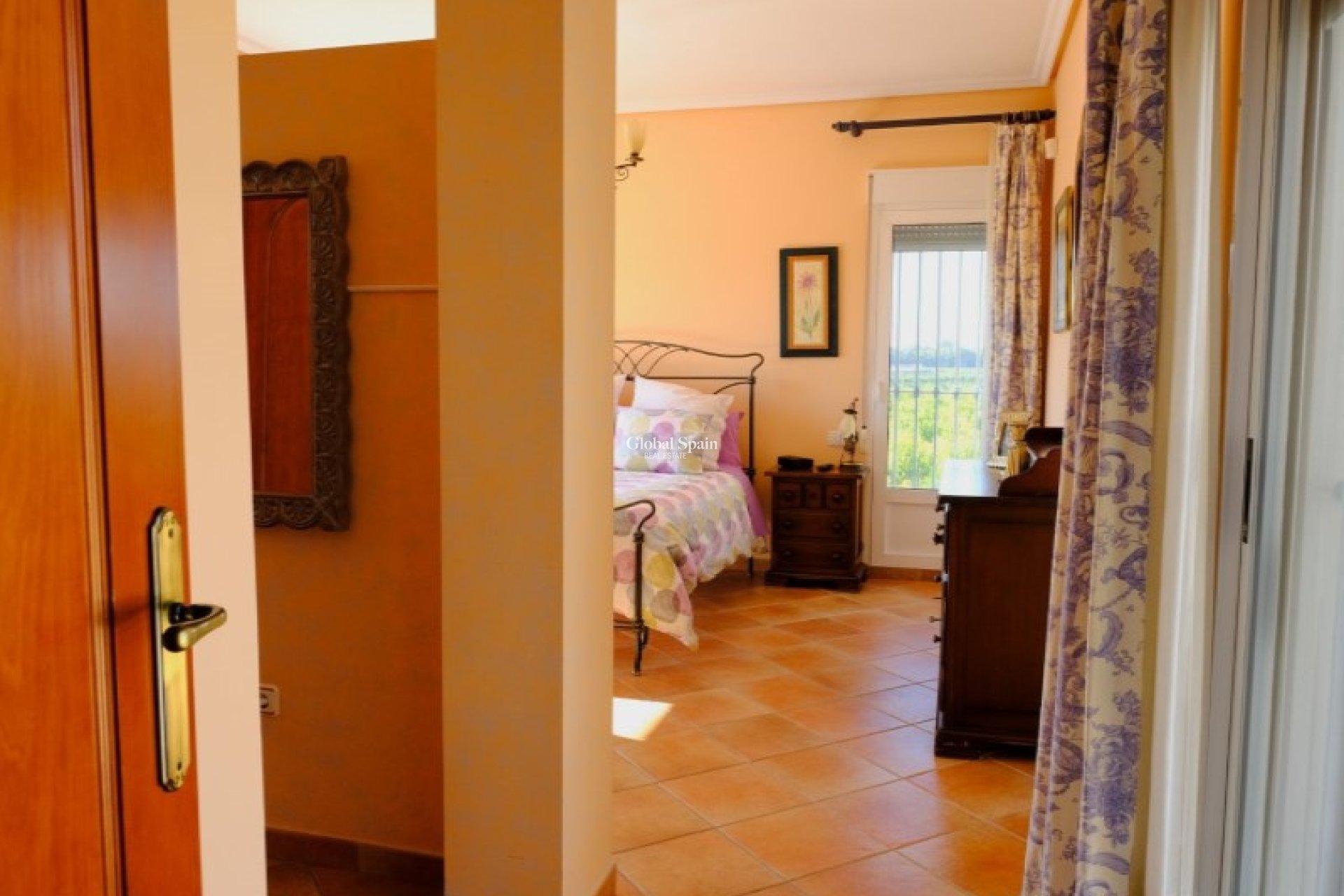 Revente - VILLA -
ORIHUELA - Inland