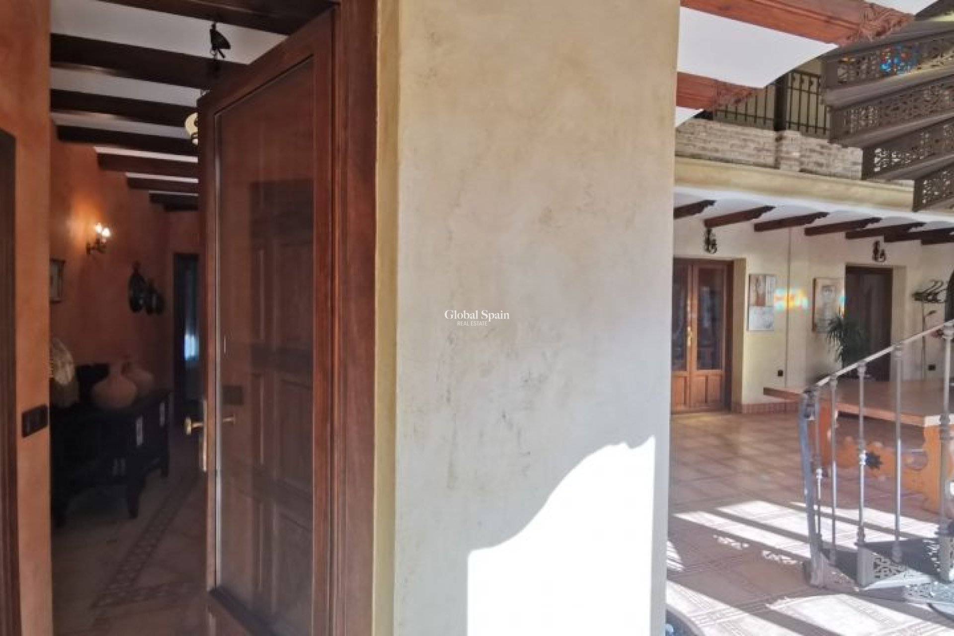 Revente - VILLA -
ORIHUELA - Inland