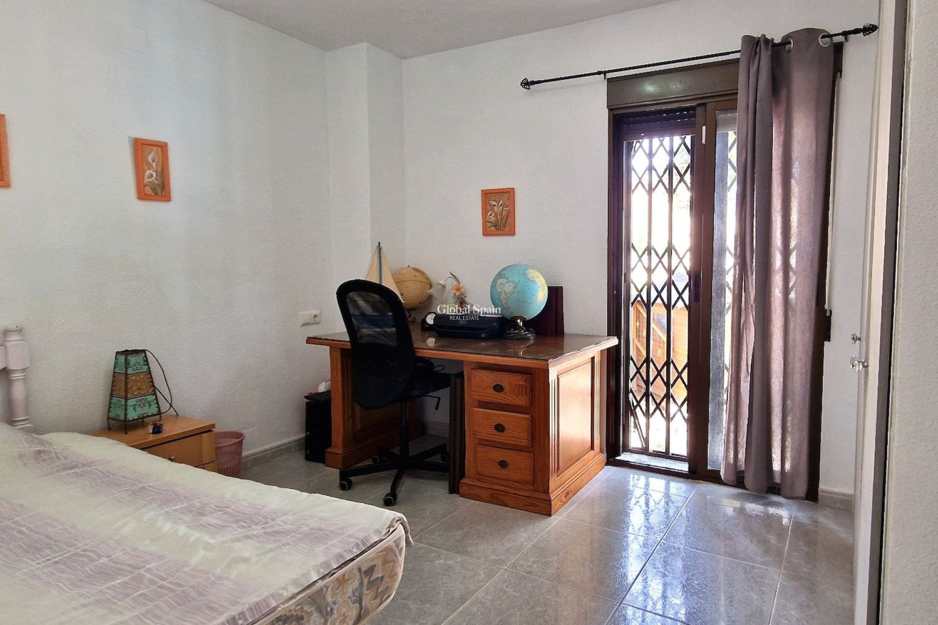 Revente - VILLA -
ORIHUELA - Inland