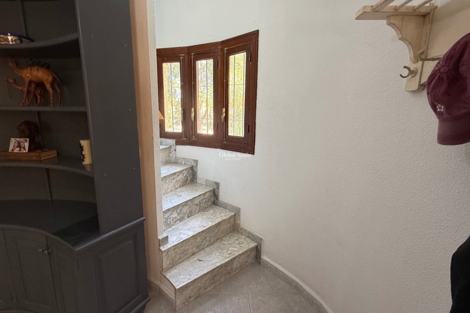 Revente - VILLA -
ORIHUELA - Inland