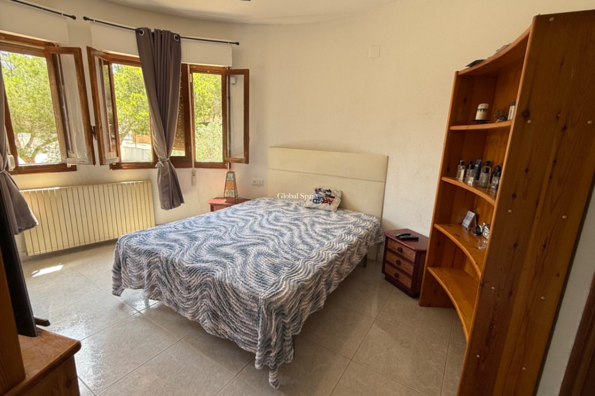 Revente - VILLA -
ORIHUELA - Inland