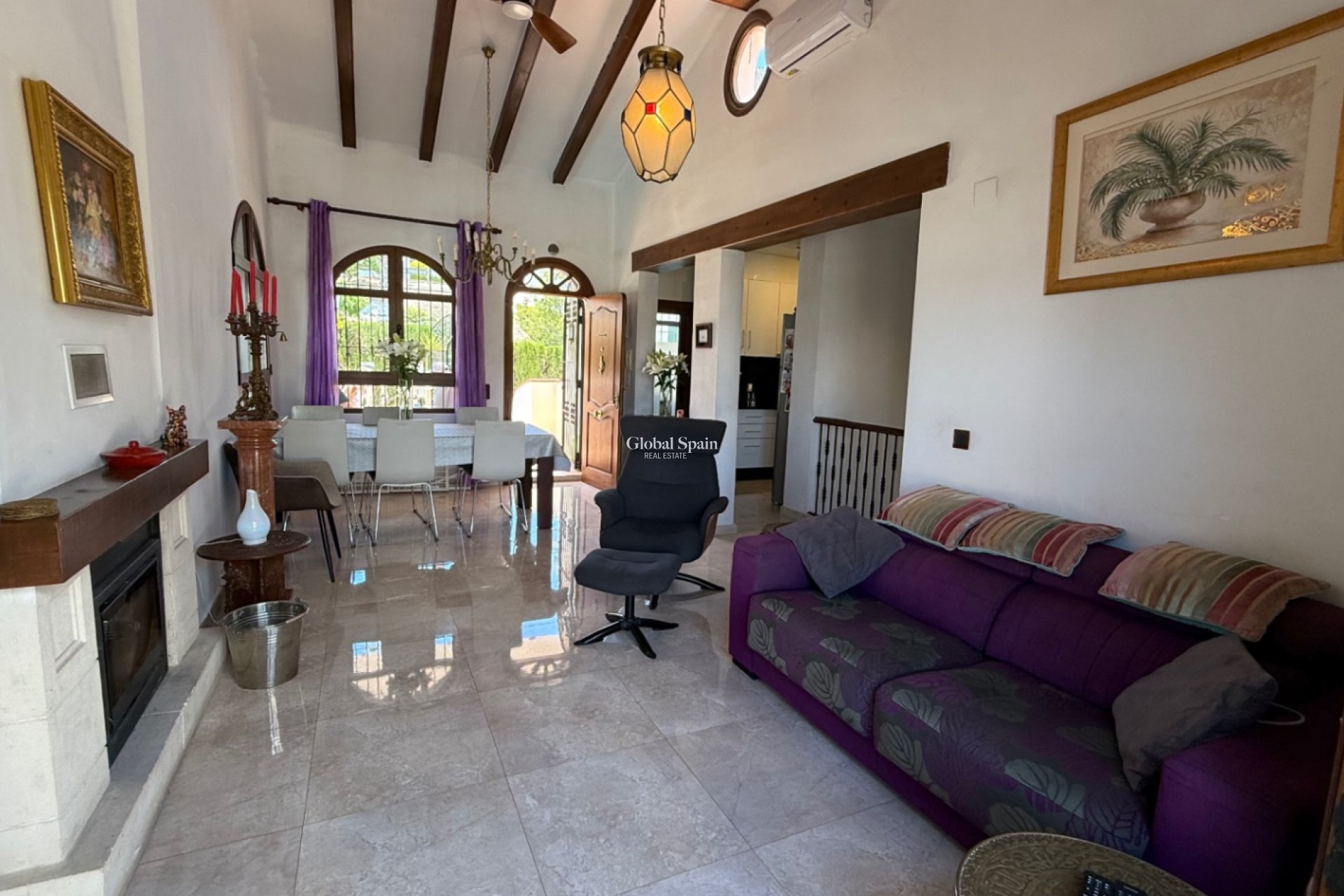 Revente - VILLA -
ORIHUELA - Inland