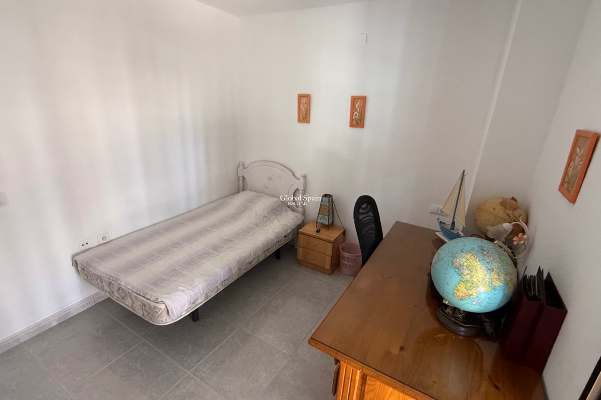 Revente - VILLA -
ORIHUELA - Inland