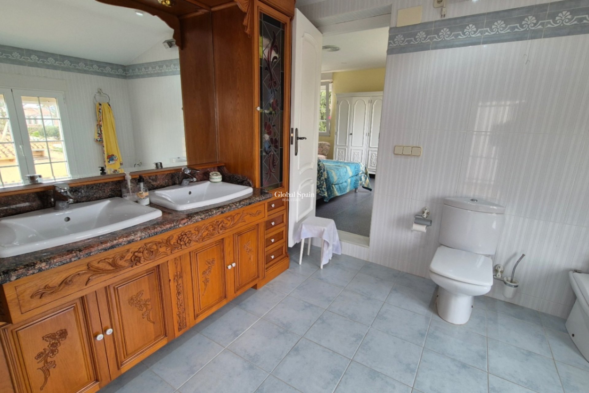 Revente - VILLA -
ORIHUELA - Inland