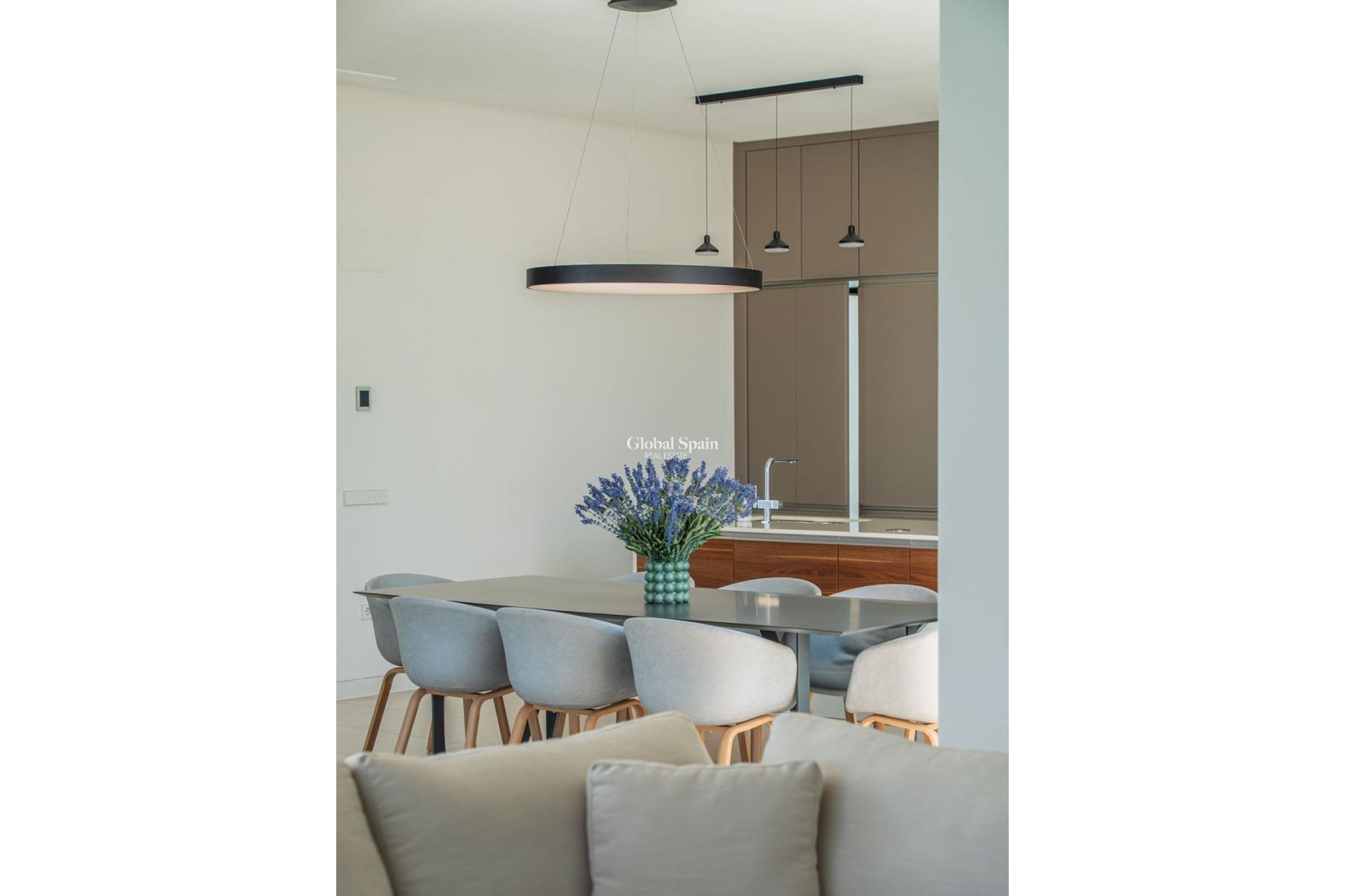 Revente - VILLA -
ORIHUELA - LAS COLINAS GOLF RESORT