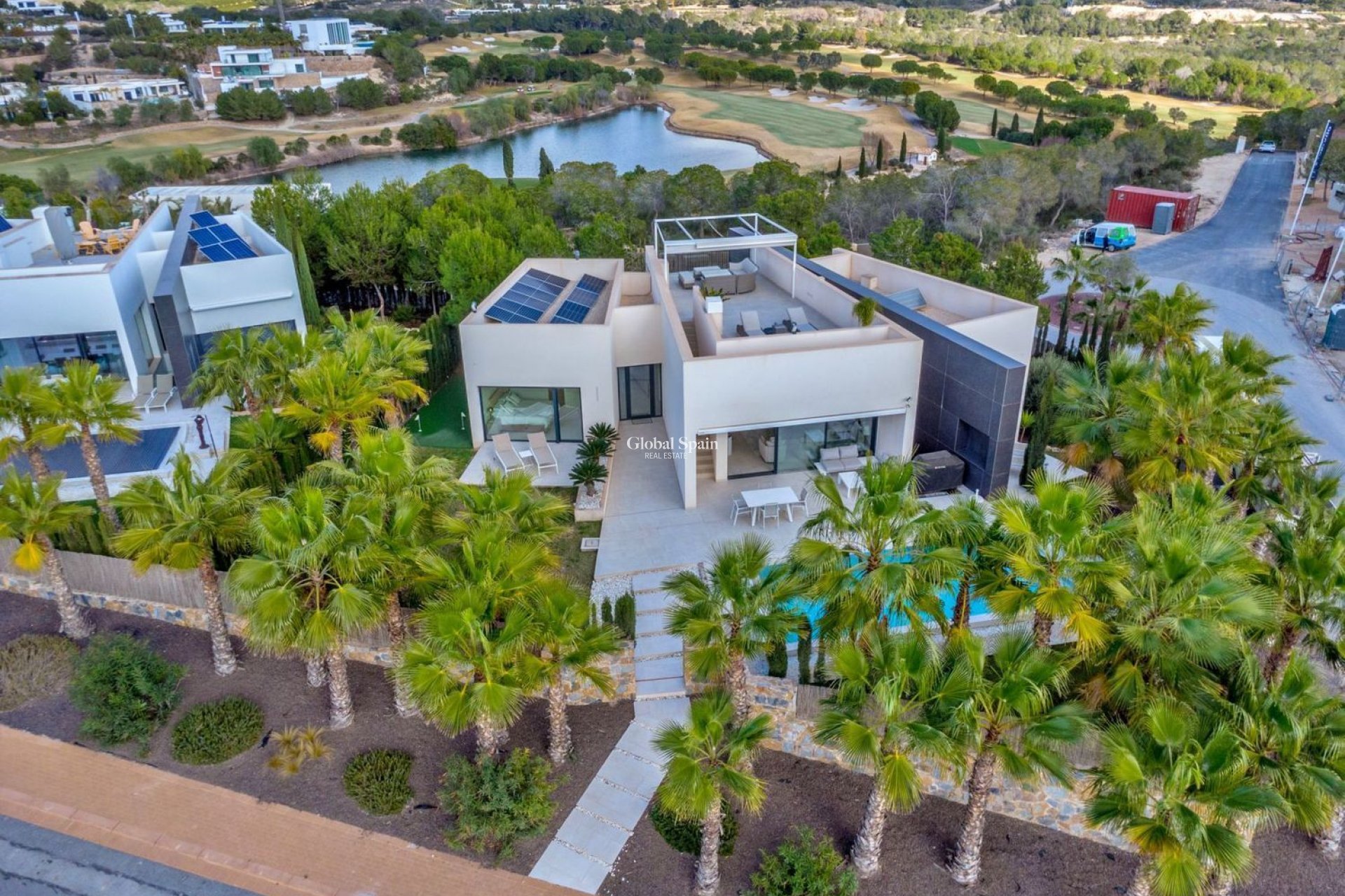 Revente - VILLA -
ORIHUELA - LAS COLINAS GOLF RESORT