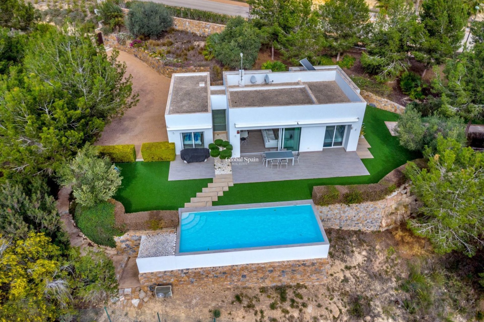 Revente - VILLA -
ORIHUELA - LAS COLINAS GOLF RESORT