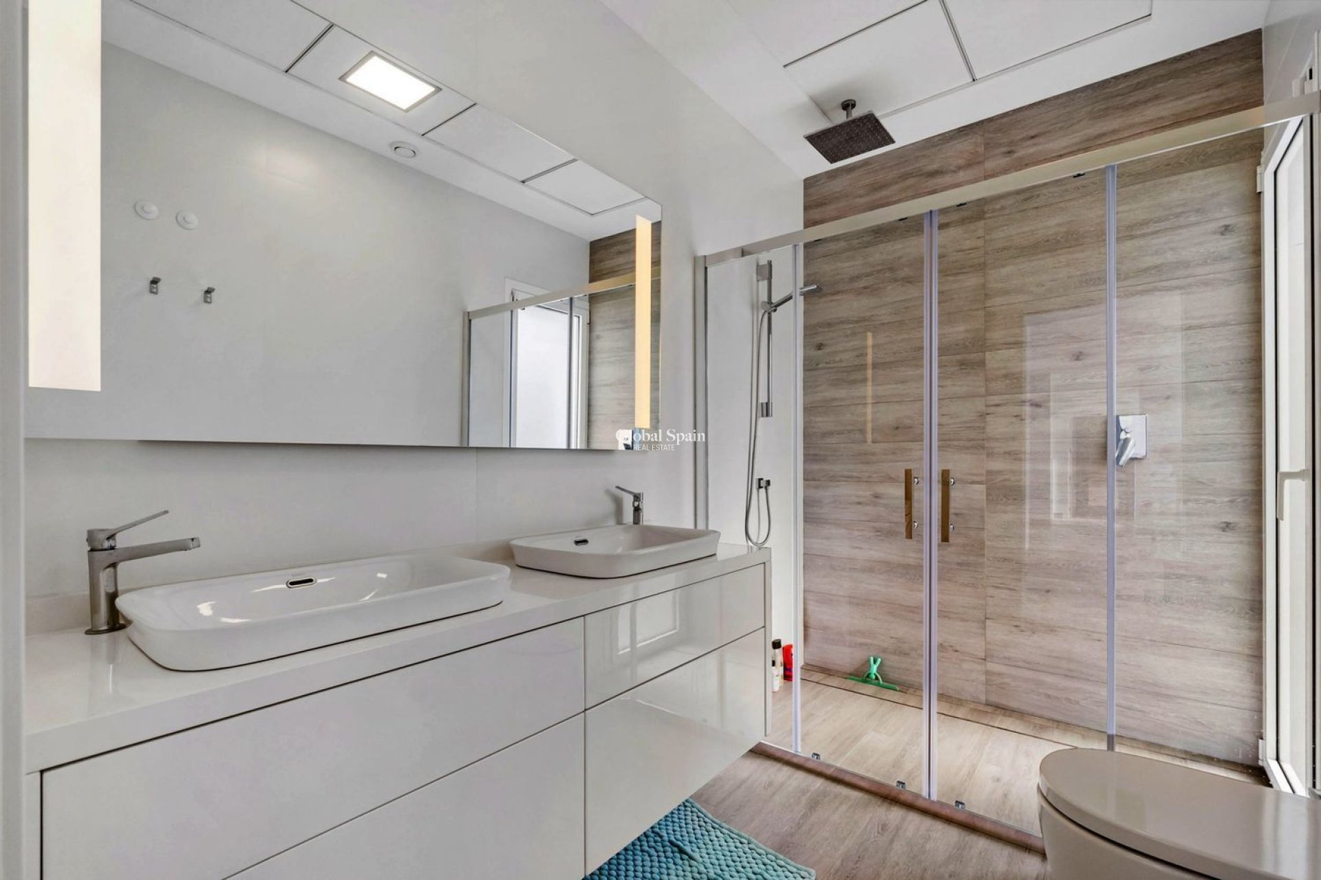 Revente - VILLA -
ORIHUELA - LAS COLINAS GOLF RESORT