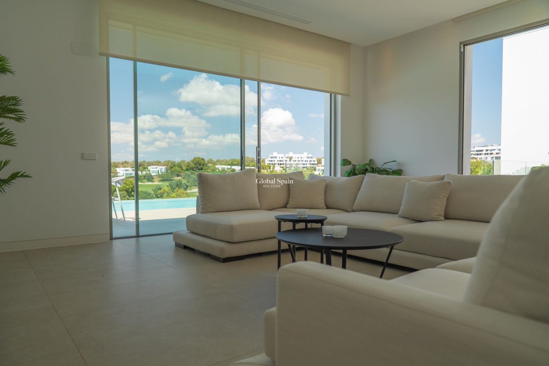 Revente - VILLA -
ORIHUELA - LAS COLINAS GOLF RESORT