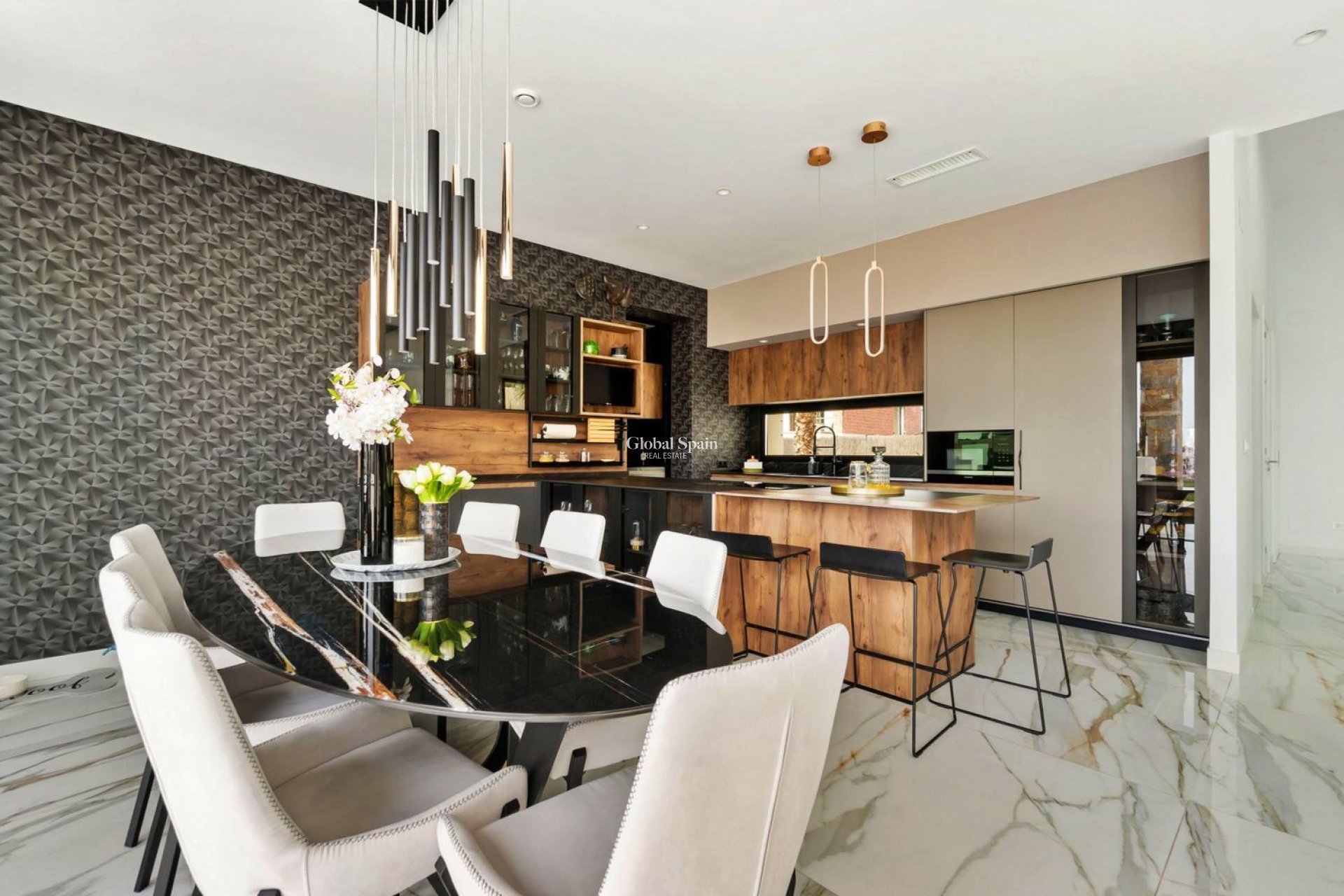 Revente - VILLA -
ORIHUELA - LAS COLINAS GOLF RESORT