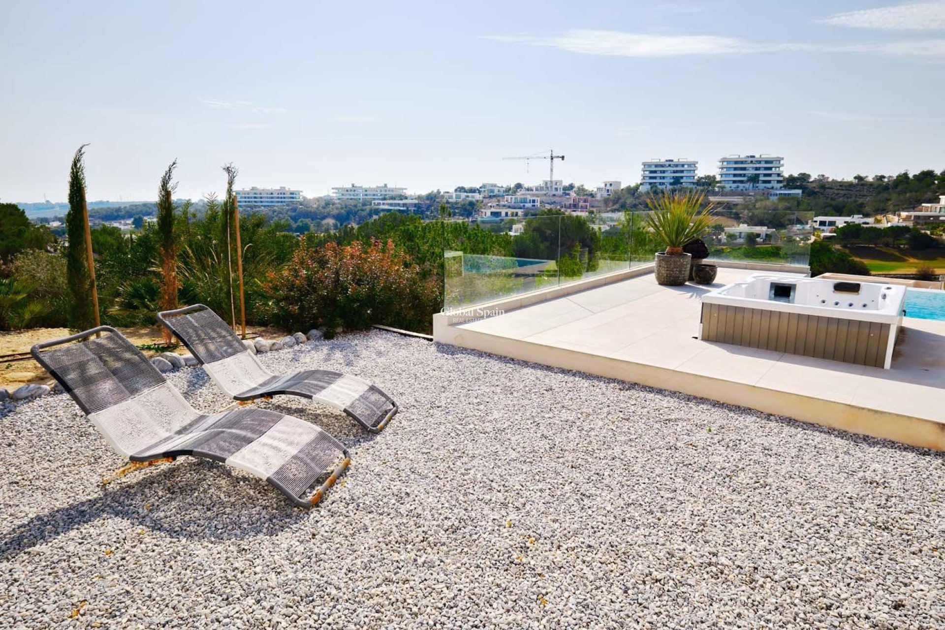 Revente - VILLA -
ORIHUELA - LAS COLINAS GOLF RESORT