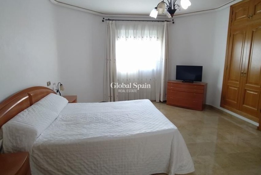 Revente - VILLA -
ORIHUELA - LOS DESEMPARADOS