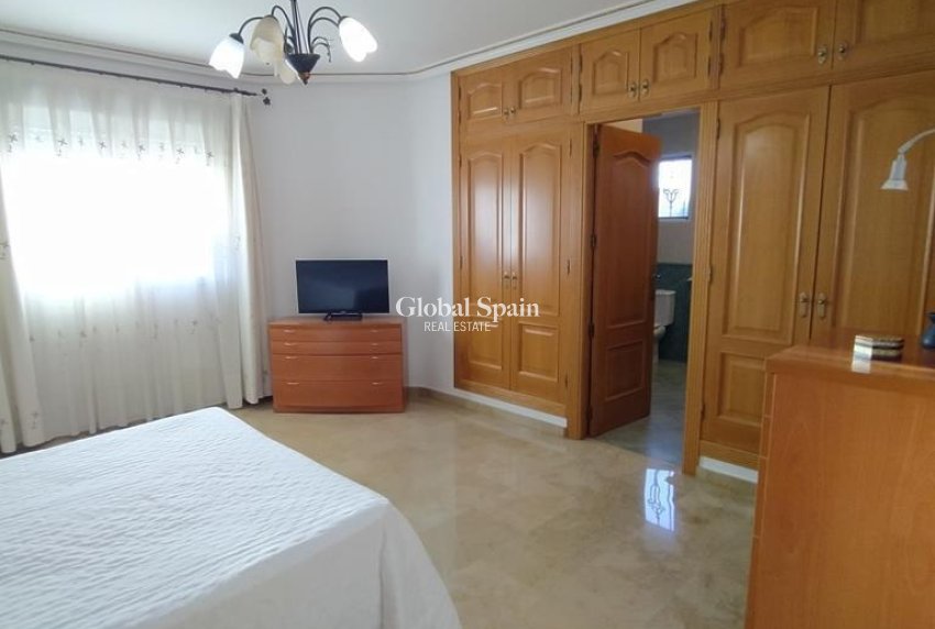 Revente - VILLA -
ORIHUELA - LOS DESEMPARADOS
