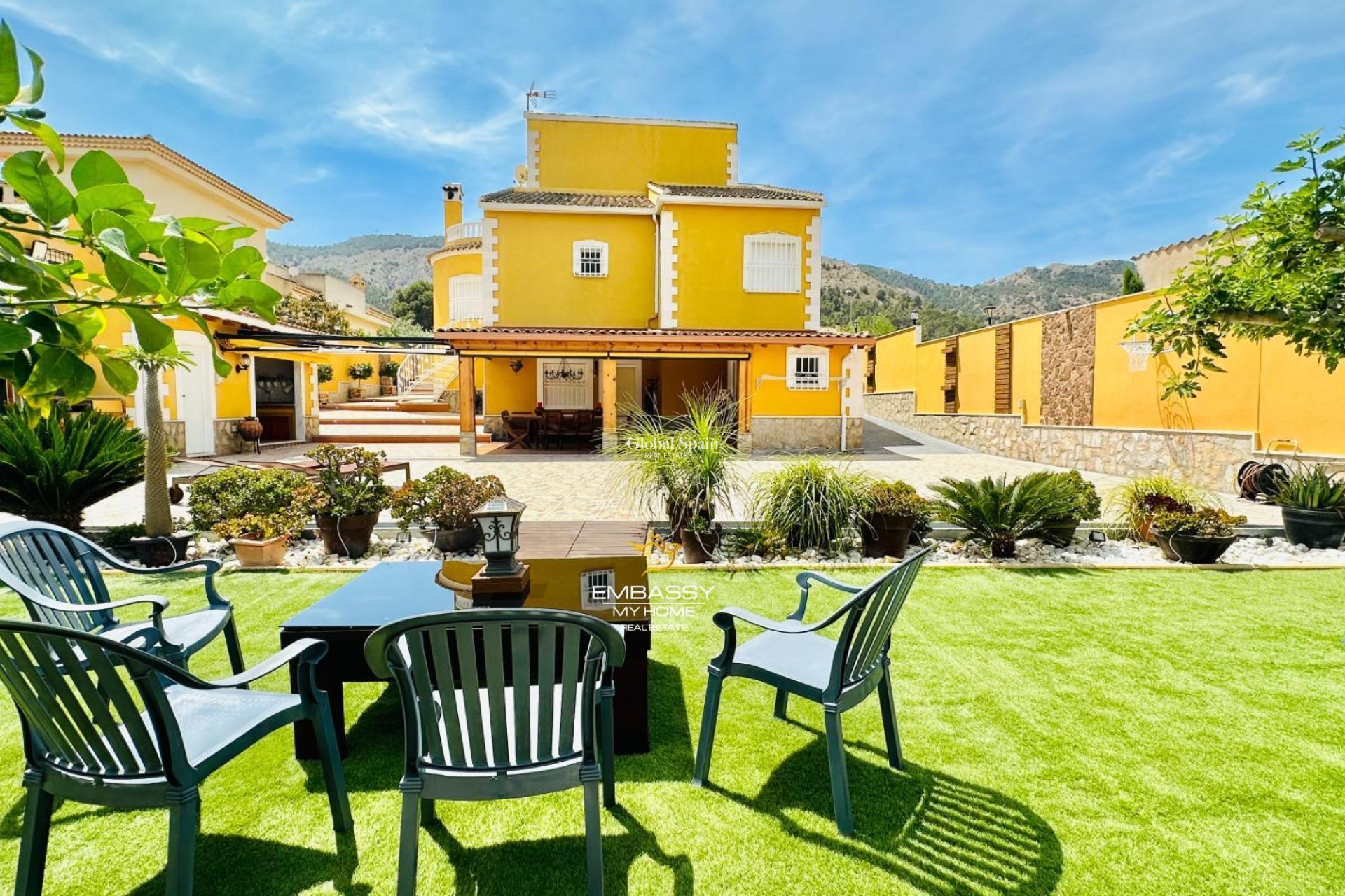 Revente - VILLA -
ORIHUELA - Urb. Montepinar