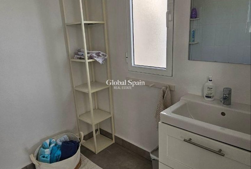 Revente - VILLA -
ORIHUELA - Urb. Montepinar
