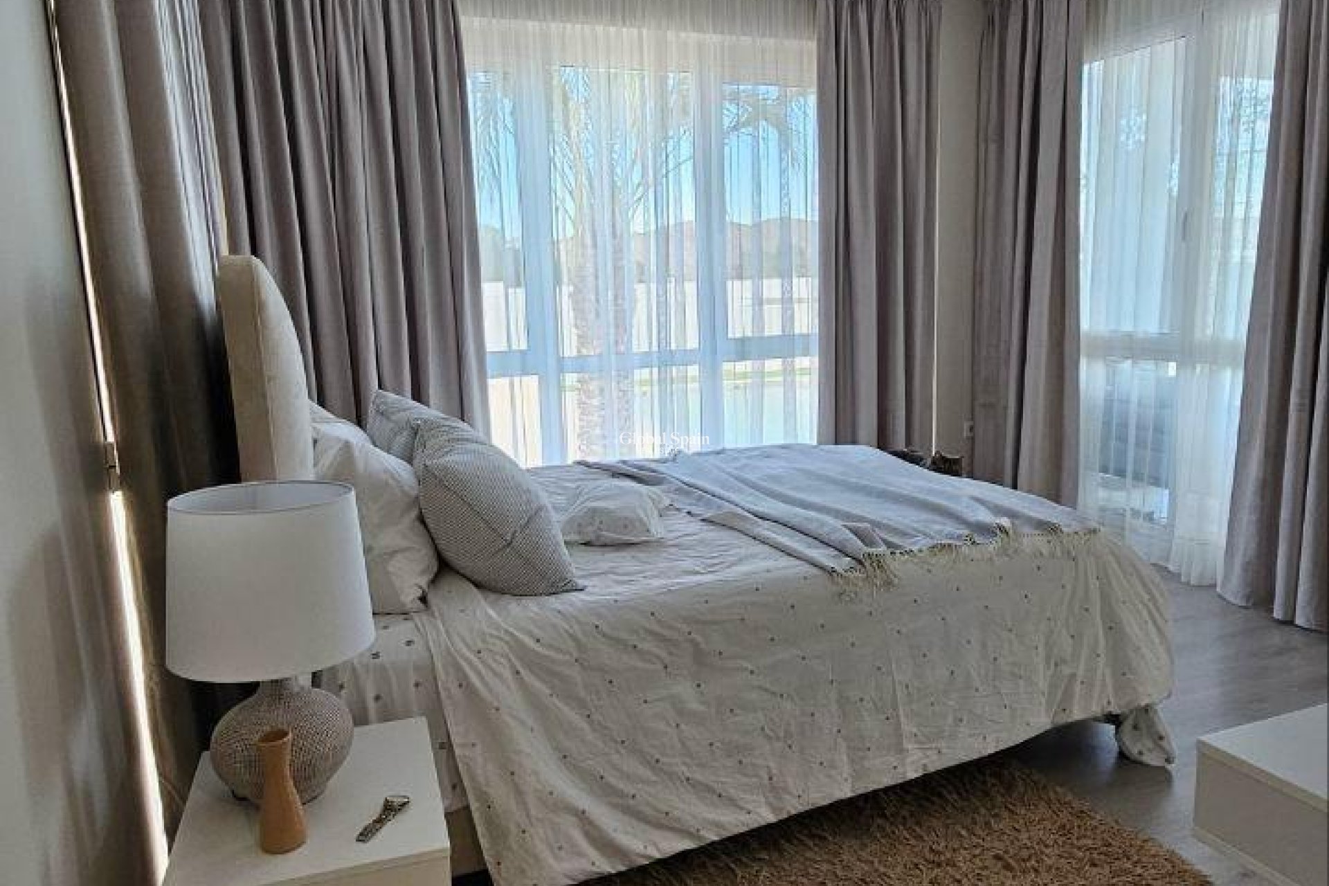Revente - VILLA -
ORIHUELA - Urb. Montepinar