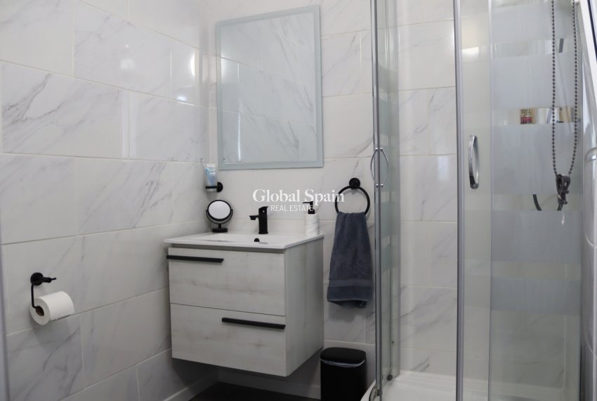 Revente - VILLA -
PARCENT - Inland