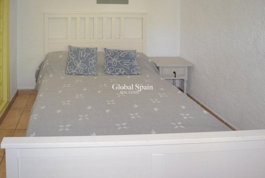 Revente - VILLA -
PEDREGUER - Inland