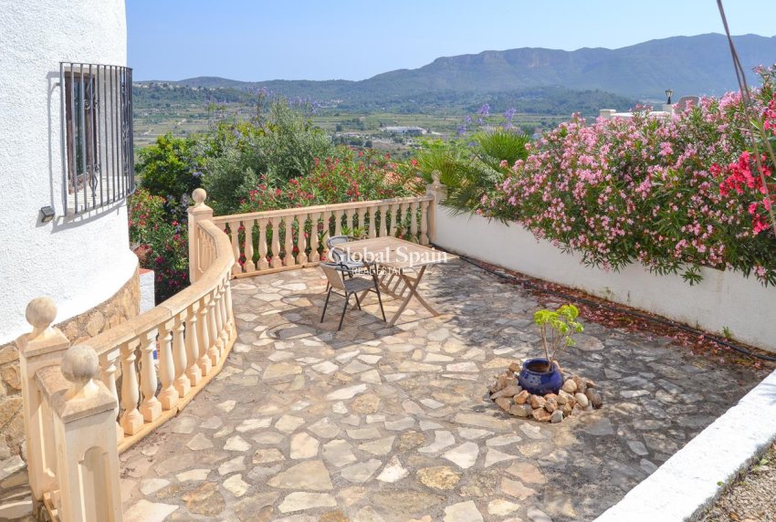 Revente - VILLA -
PEDREGUER - Inland