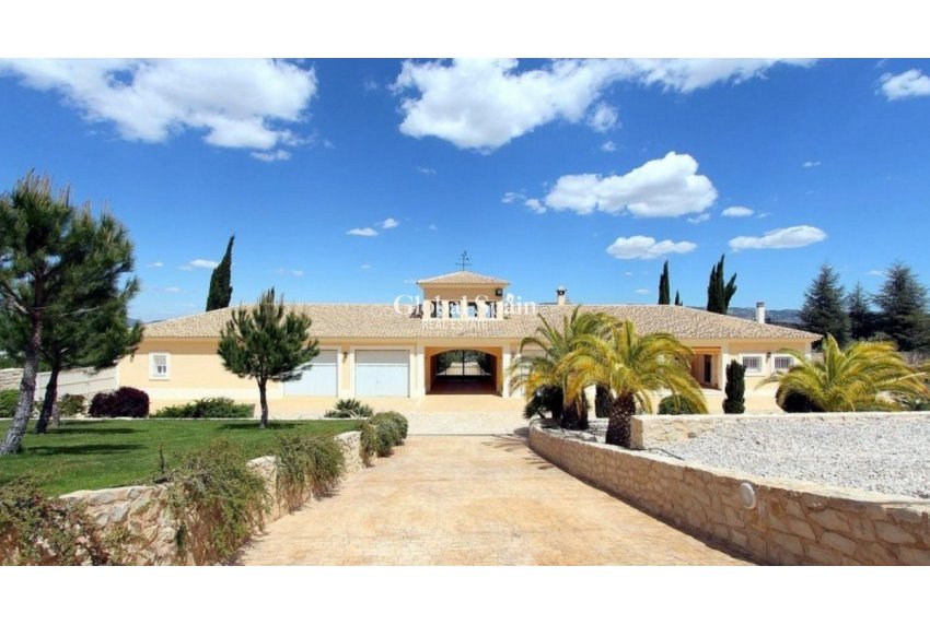 Revente - VILLA -
PENÀGUILA - Penàguila