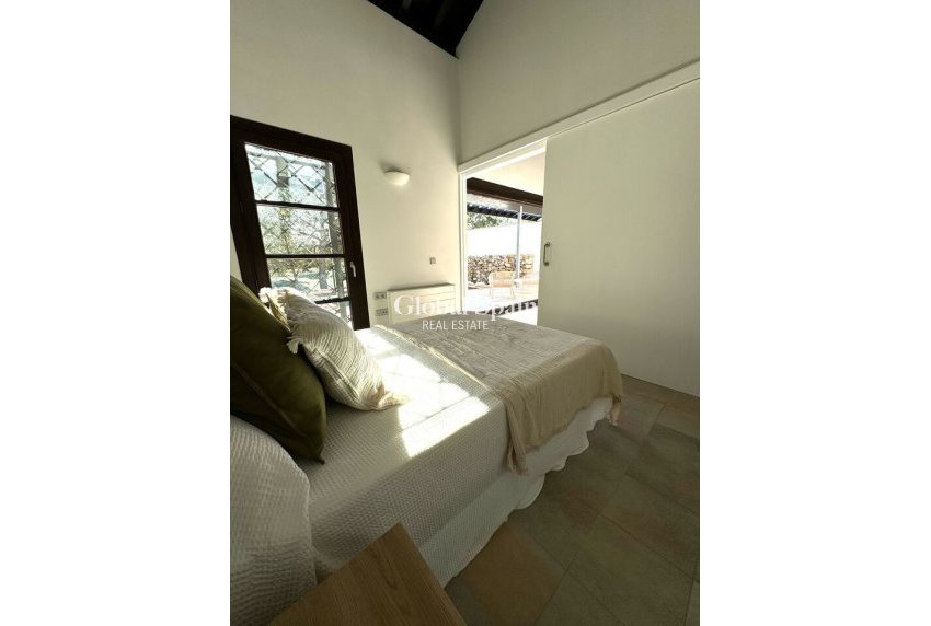 Revente - VILLA -
PERALEJA GOLF - Inland