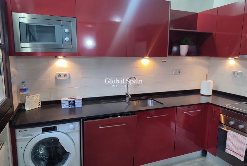 Revente - VILLA -
PERALEJA GOLF - Inland