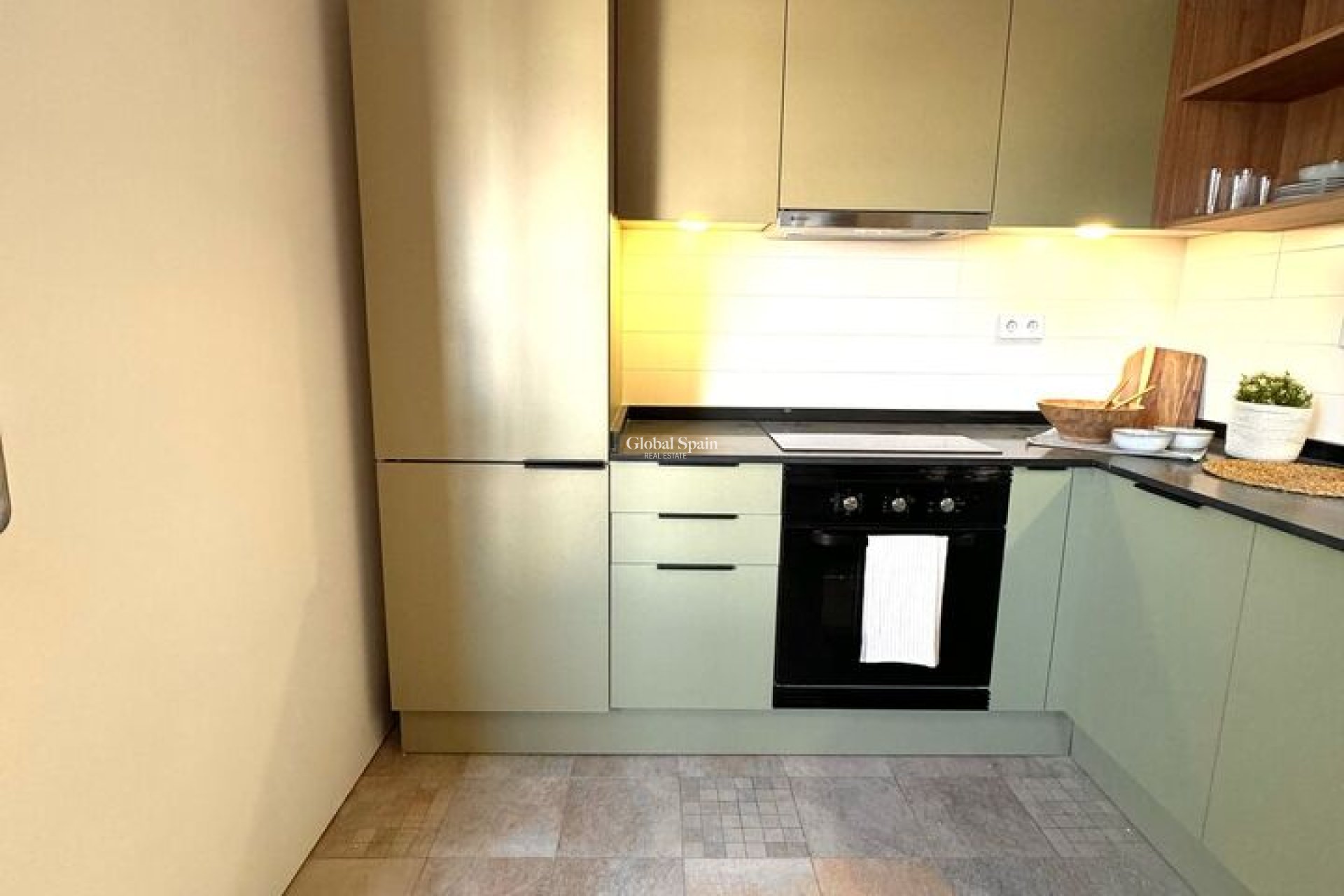 Revente - VILLA -
PERALEJA GOLF - Inland