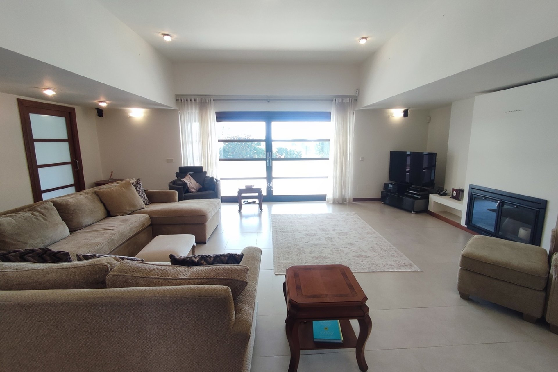 Revente - VILLA -
PERALEJA GOLF - Inland