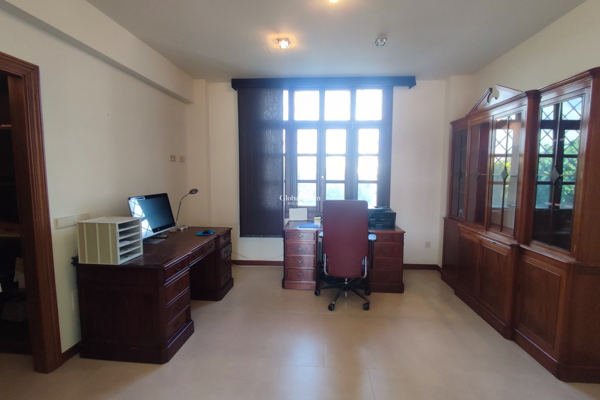 Revente - VILLA -
PERALEJA GOLF - Inland