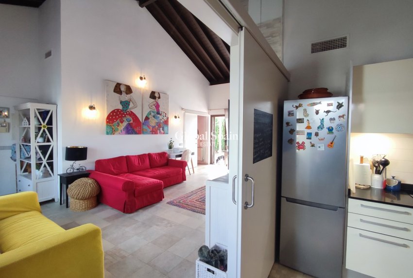 Revente - VILLA -
PERALEJA GOLF - Inland