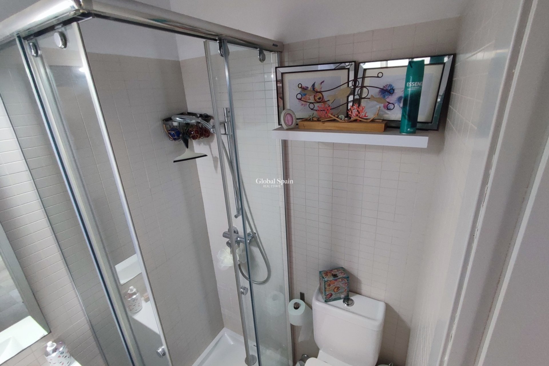 Revente - VILLA -
PERALEJA GOLF - Inland