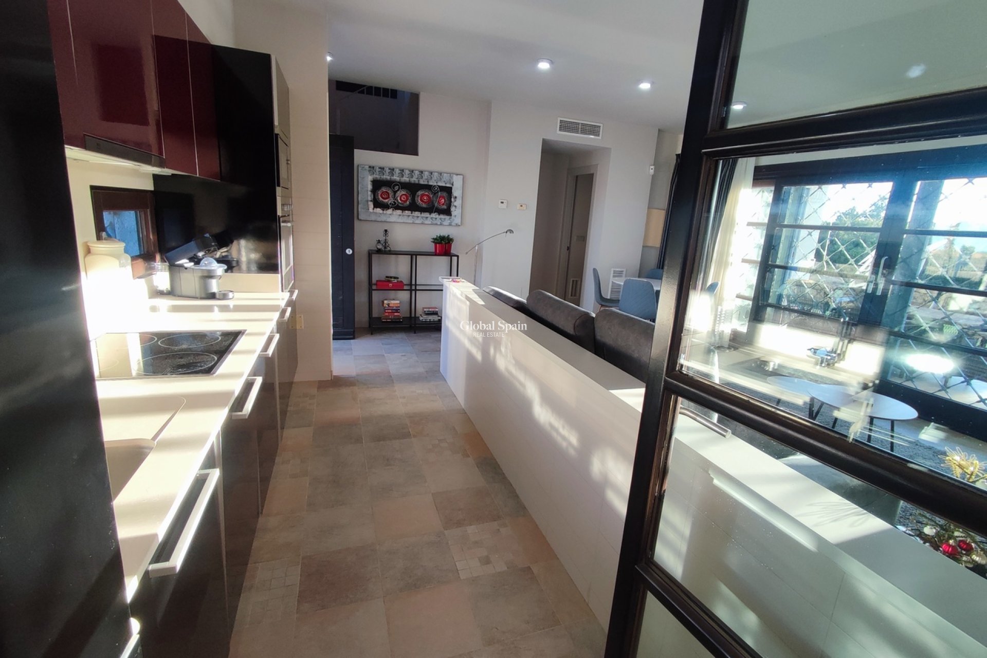 Revente - VILLA -
PERALEJA GOLF - Inland