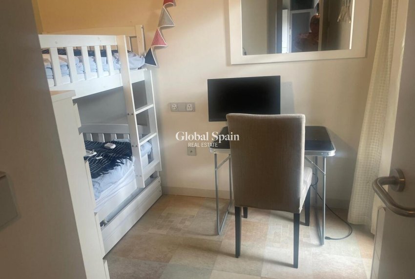 Revente - VILLA -
PERALEJA GOLF - Inland