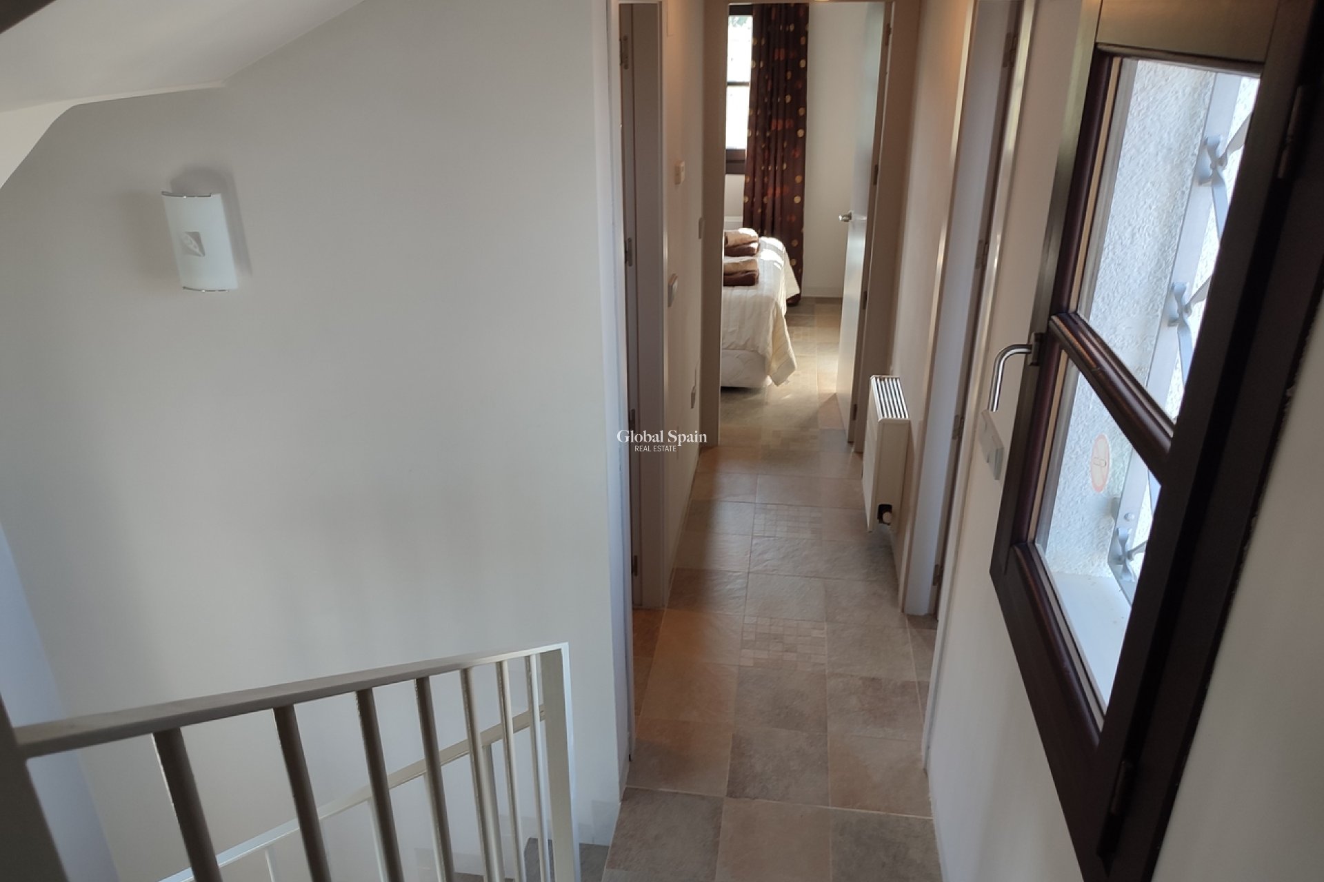 Revente - VILLA -
PERALEJA GOLF - Inland