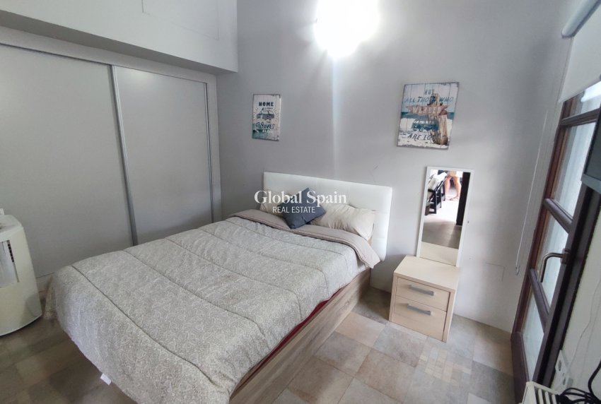 Revente - VILLA -
PERALEJA GOLF - Inland