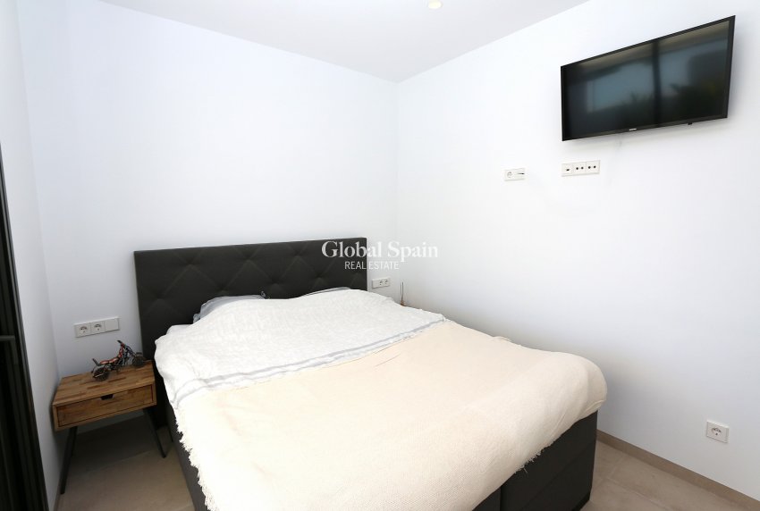 Revente - VILLA -
PILAR DE LA HORADADA - Costa Blanca