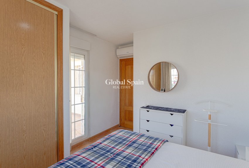 Revente - VILLA -
PILAR DE LA HORADADA - Costa Blanca